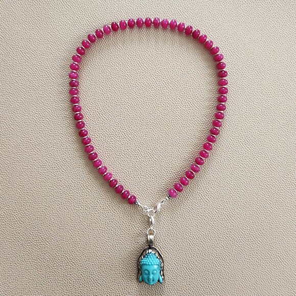 FUCHSIA JADE NECKLACE WITH BUDDHA PENDANT - Picture 2 of 6